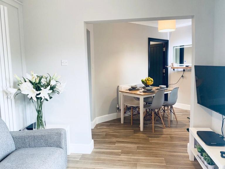 6 bedroom house for rent Frome Road, Bath, BA2 2QE UniHomes