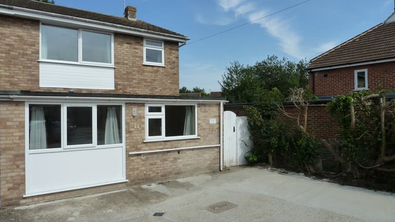 St. Michaels Road, Hales Place, Canterbury, CT2 7HG St. Michaels Road, Hales Place, Canterbury, CT2 7HG