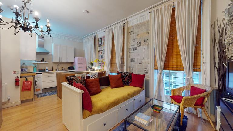 Flat 1, Westminster, London, WC2N 5NP