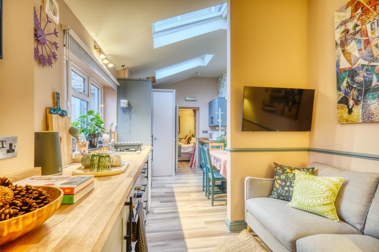 Crescent Gardens, City Centre, Bath, BA1 2NA