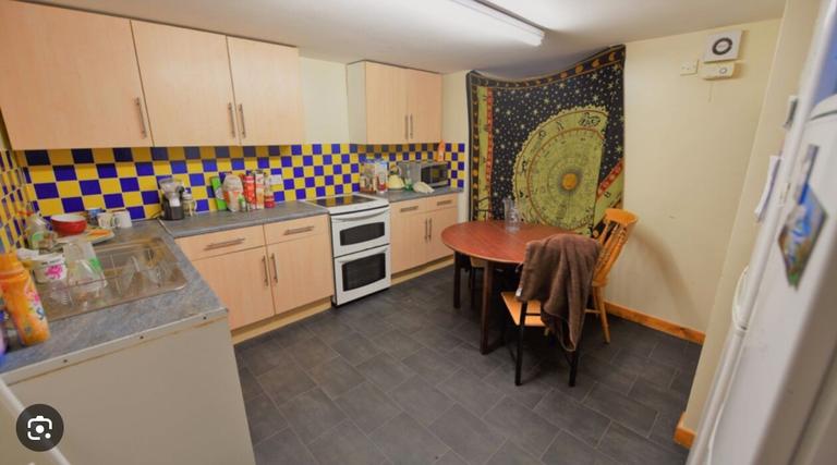 Ashville Terrace, Hyde Park, Leeds, LS6 1LZ