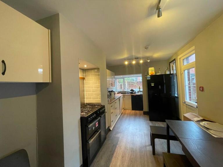 Barrack Road, Heavitree, Exeter, EX2 5ED