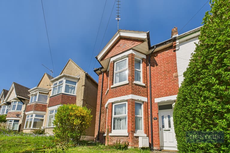 Broadlands Road, Swaythling, Southampton, SO17 3AS Broadlands Road, Swaythling, Southampton, SO17 3AS