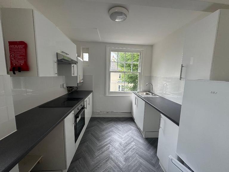Buckingham Place, City Centre, Brighton, BN1 3PJ