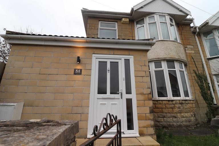 Lymore Avenue, Twerton, Bath, BA2 1AY