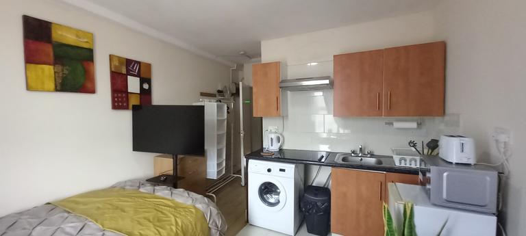 Station Road, Canning Town, London, E12 5BT