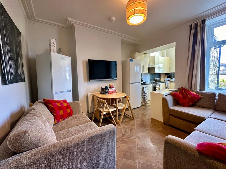 Melbourn Road, Crookes, Sheffield, S10 1NS