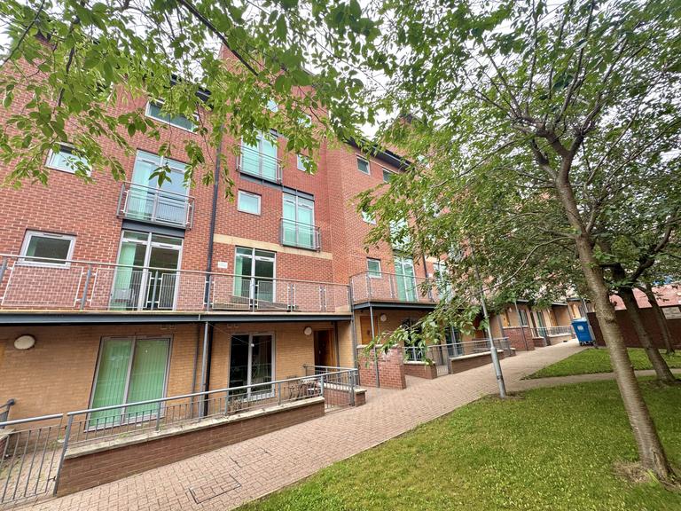 Broom Street, Broomhall, Sheffield, S10 2DA
