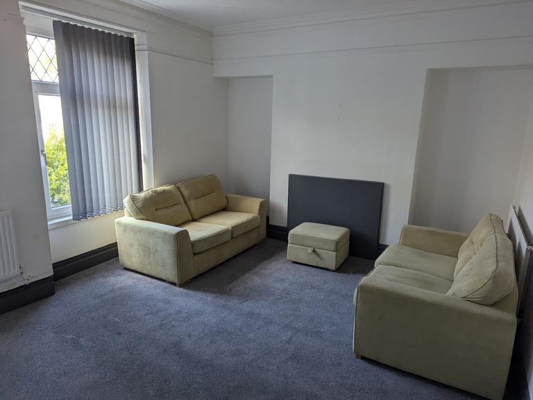 Bryn Y Mor Crescent, Uplands, Swansea, SA1 4QH