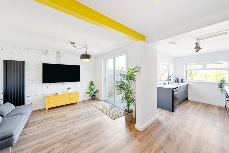 Sixth Avenue, Horfield, Bristol, BS7 0LT