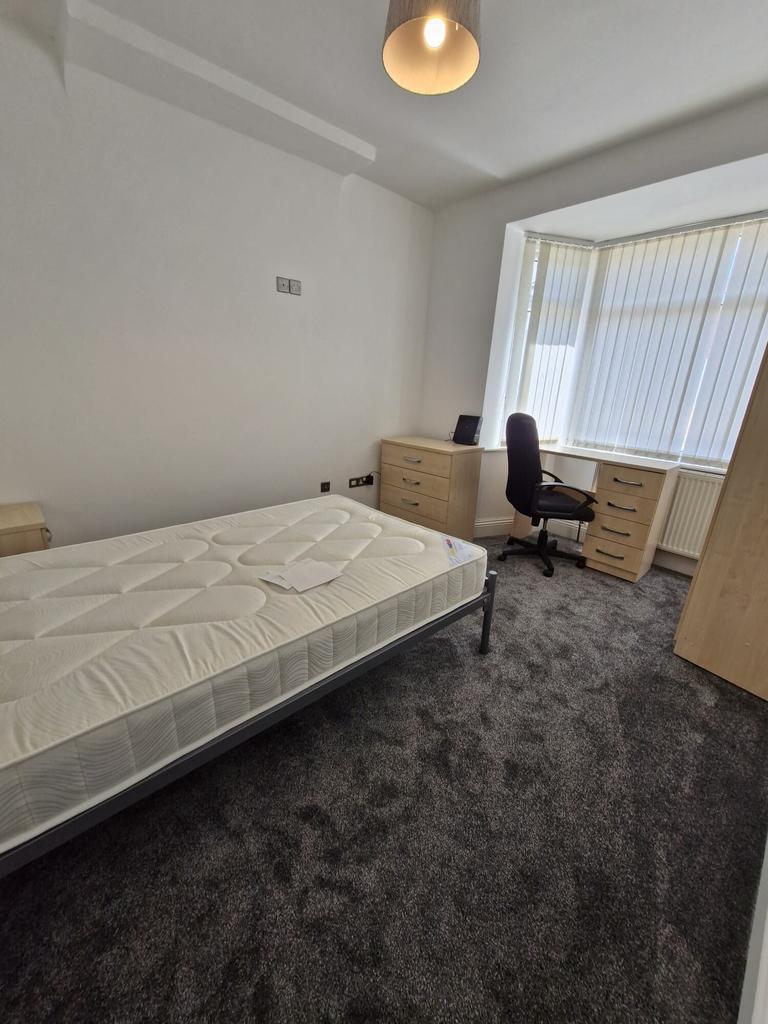 Glen Avenue, City Centre, York, YO31 0XN
