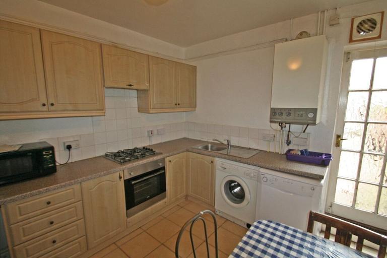Cowley Road, East Oxford, Oxford, OX4 2BP