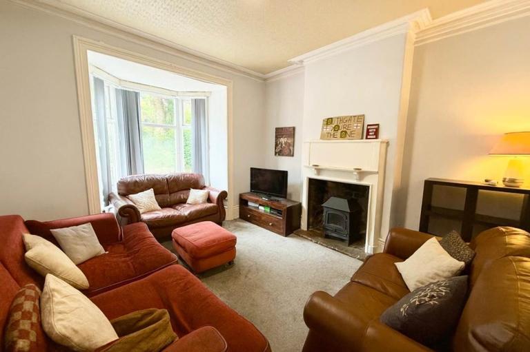 Springvale Road, Crookesmoor, Sheffield, S6 3NT