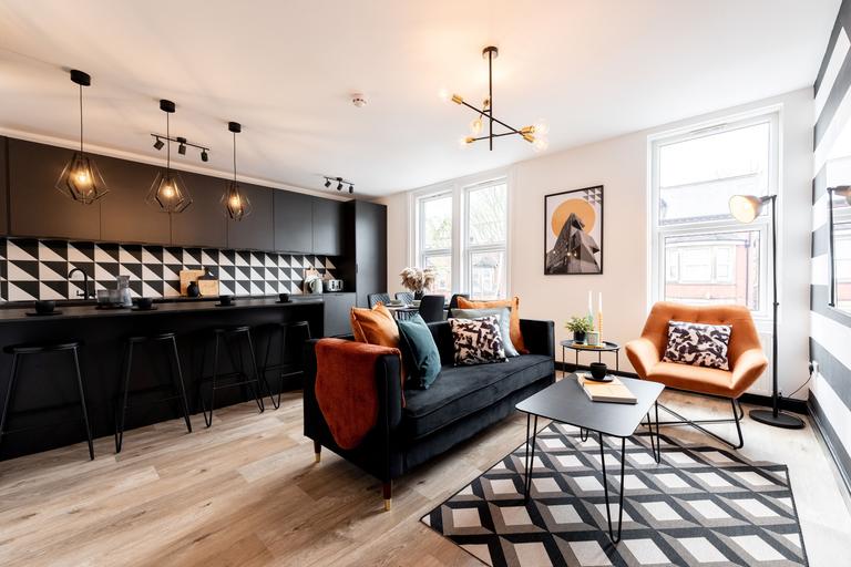 Headingley Avenue, Headingley, Leeds, LS6 3EP