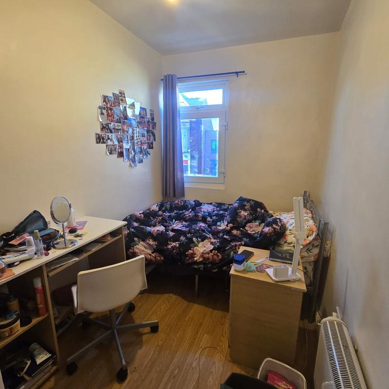 Bristol Road, Selly Oak, Birmingham, B29 6BE