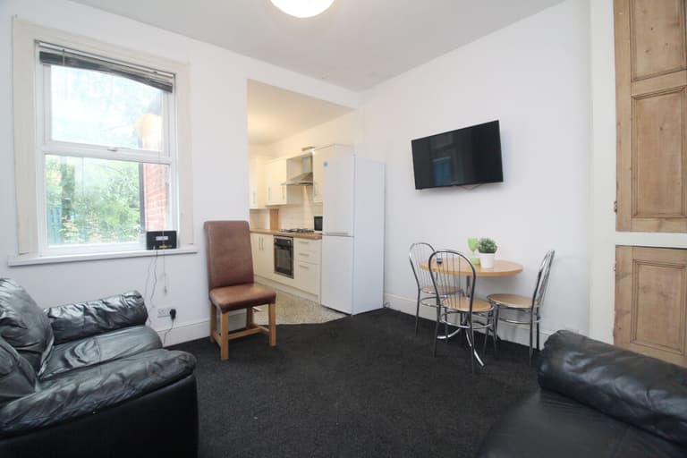 Neill Road, Ecclesall, Sheffield, S11 8QH Neill Road, Ecclesall, Sheffield, S11 8QH