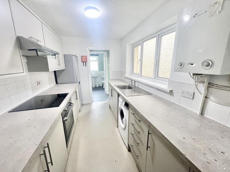 Beach Street, Sandfields, Swansea, SA1 3JP