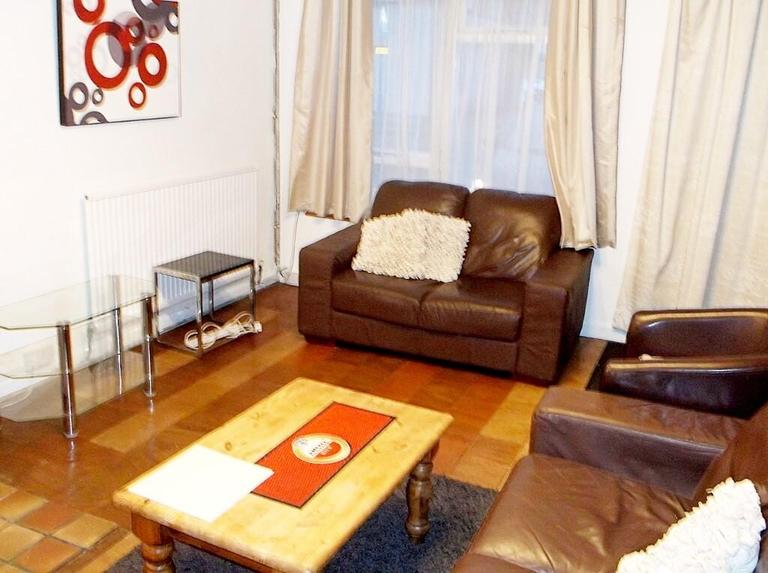 Lothair Road, Knighton, Leicester, LE2 7QE