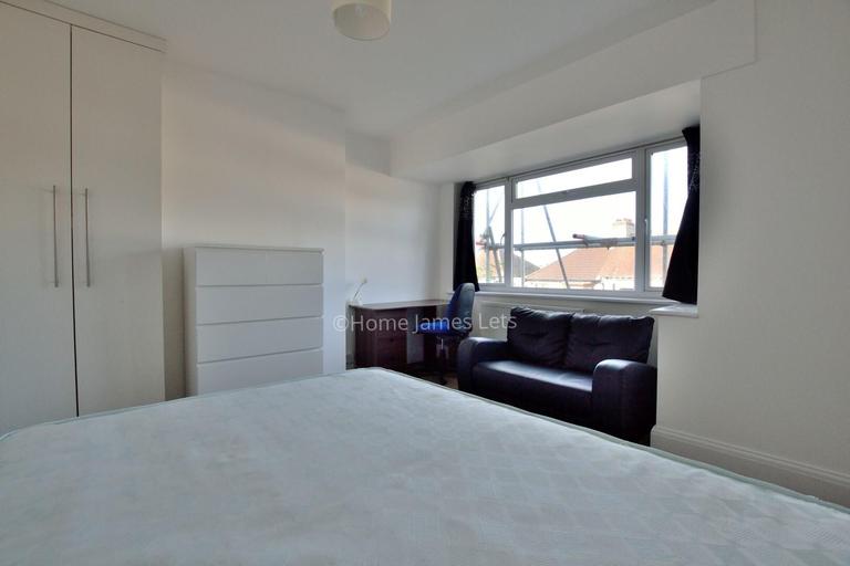 Medmerry Hill, Moulsecoomb, Brighton, BN2 4TQ
