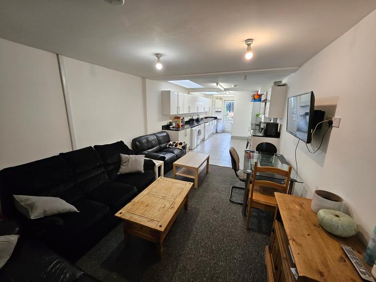 Exeter Road, Selly Oak, Birmingham, B29 6EU