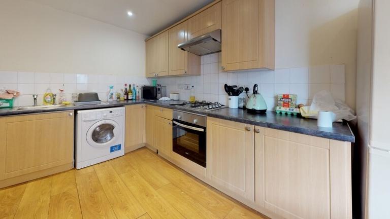 St. Michaels Lane, Headingley, Leeds, LS6 3BR