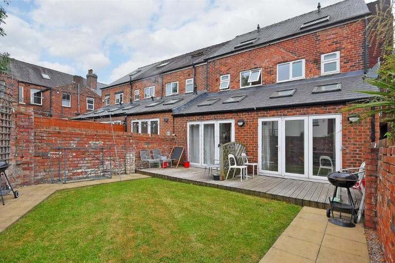 Onslow Road, Ecclesall, Sheffield, S11 7AG