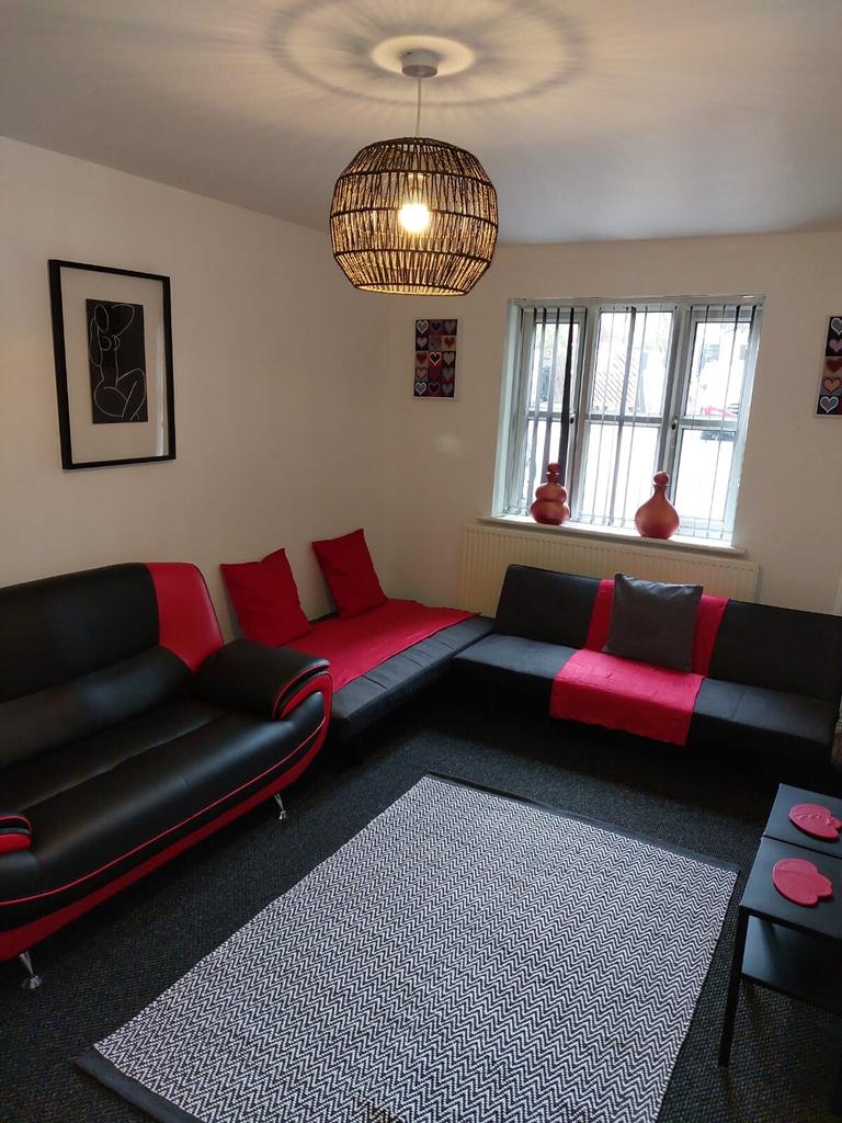 The Courtyard, Arboretum, Nottingham, NG7 3PH