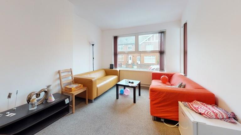 Mayville Avenue, Hyde Park, Leeds, LS6 1NQ