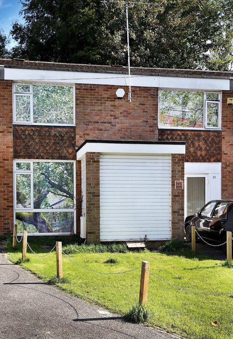 Sparkford Close, Stanmore, Winchester, SO22 4NH