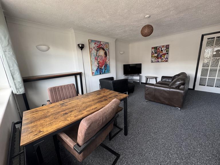 Eltham Road, West Bridgford, Nottingham, NG2 5JT