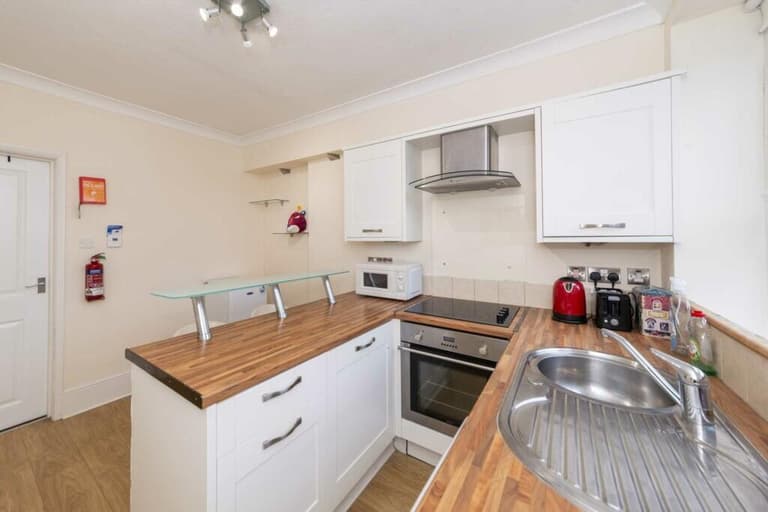 Woodbridge Road, Guildford, Surrey, GU1 1ED Woodbridge Road, Guildford, Surrey, GU1 1ED