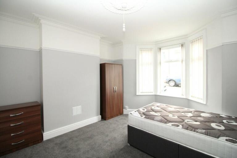 5 bedroom house for rent Chatsworth Road, Bristol, BS4 3EX UniHomes