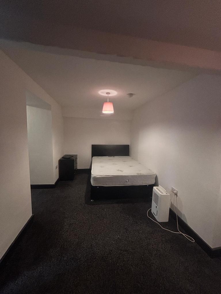 King Edward's Road, Brynmill, Swansea, SA1 4LW