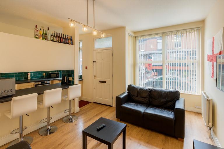 Beechwood View, Burley, Leeds, LS4 2LP