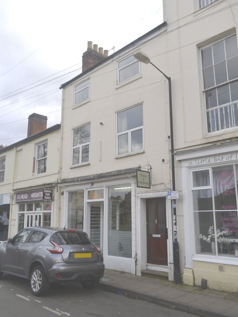 Gloucester Street, Town Centre, Leamington Spa, CV31 1EE