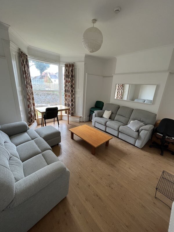 Bryn Y Mor Crescent, Uplands, Swansea, SA1 4QT