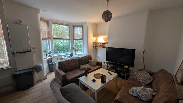 Brudenell Road, Hyde Park, Leeds, LS6 1HA