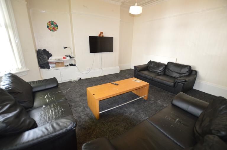 Cardigan Road, Headingley, Leeds, LS6 3BJ