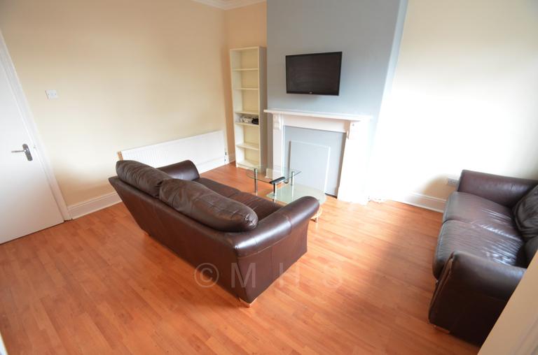 Hartley Grove, Woodhouse, Leeds, LS6 2LD
