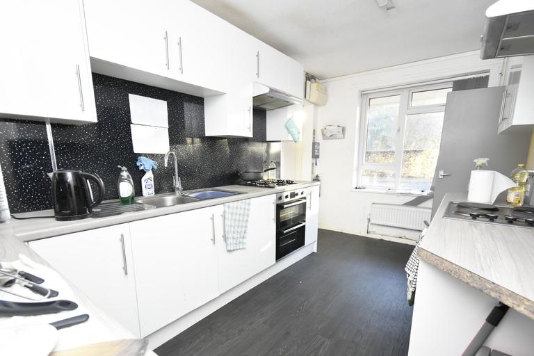 North Park Avenue, Eaton, Norwich, NR4 7EF