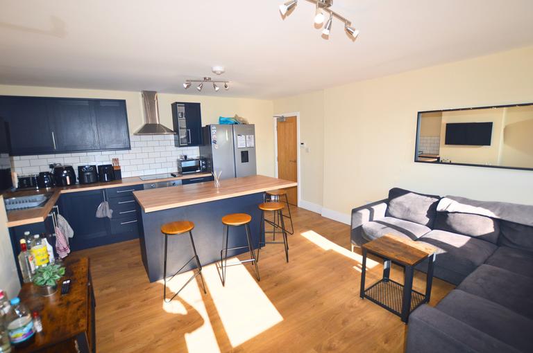 Kelso Road, Hyde Park, Leeds, LS2 9PR