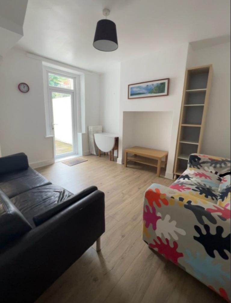 Hungerford Road, Weston, Bath, BA1 3BX