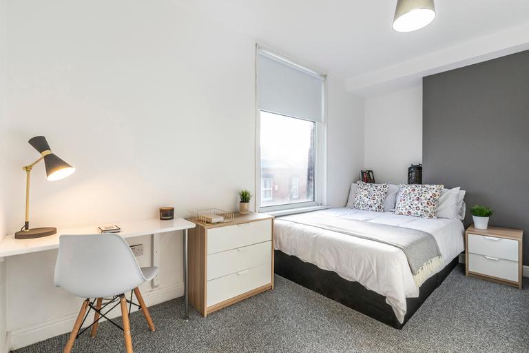 Glossop Street, Woodhouse, Leeds, LS6 2LE