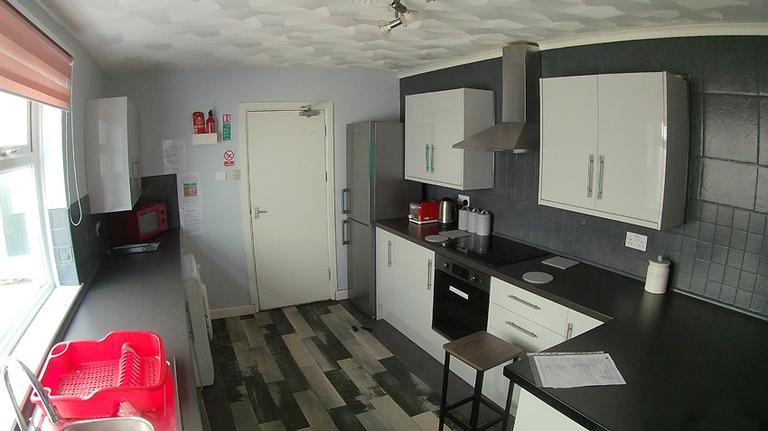 Rhyddings Park Road, Brynmill, Swansea, SA2 0AQ