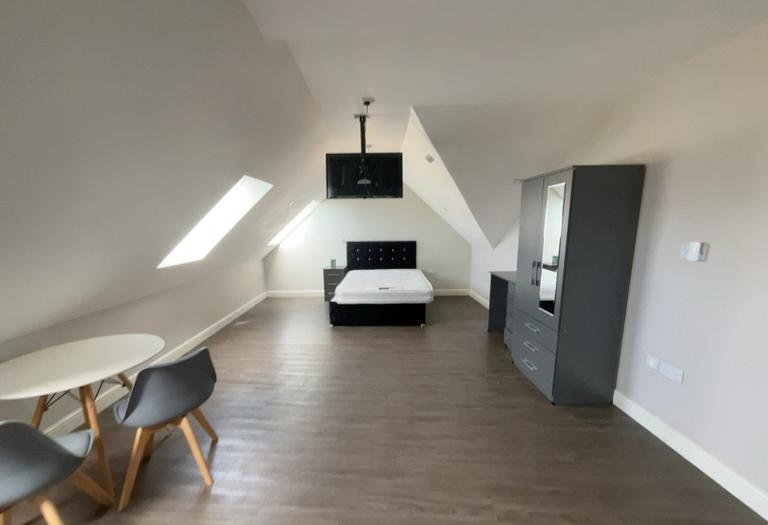 King Edward's Road, Brynmill, Swansea, SA1 4LX