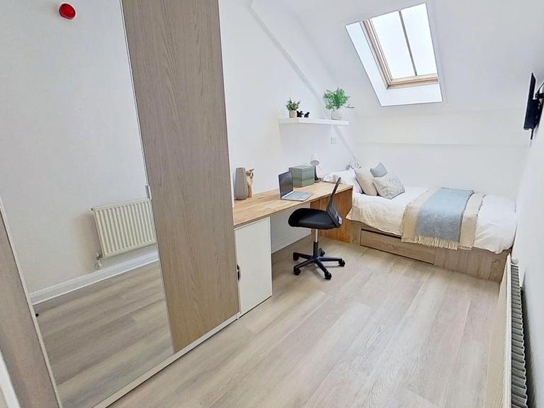 Mansfield Road, City Centre, Nottingham, NG1 3HW