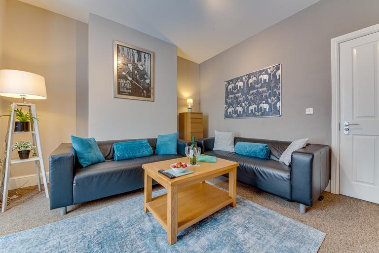 Guest Road, Ecclesall, Sheffield, S11 8UJ