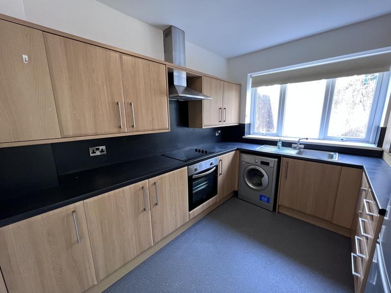 Glamorgan Street, Sandfields, Swansea, SA1 3SY