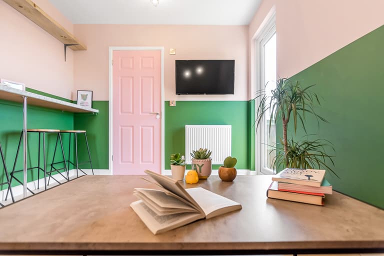 Cunningham Road, North & West Earlham, Norwich, NR5 8HH