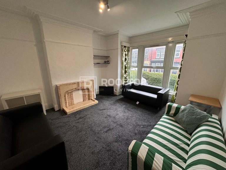 Manor Terrace, Headingley, Leeds, LS6 1BU
